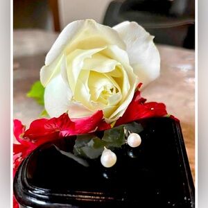 🌹PEARL STUD EARRINGS 🌹3.5mm